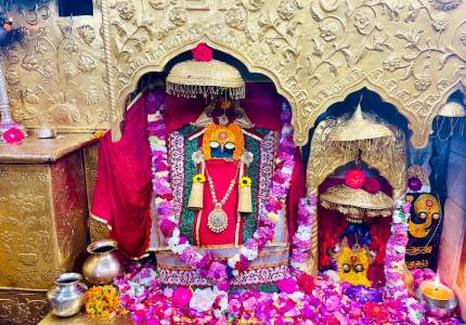 9 Devi Darshan